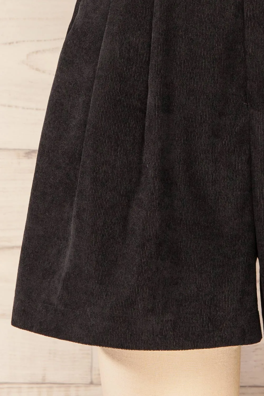 Amsterdam | Black Corduroy Shorts
