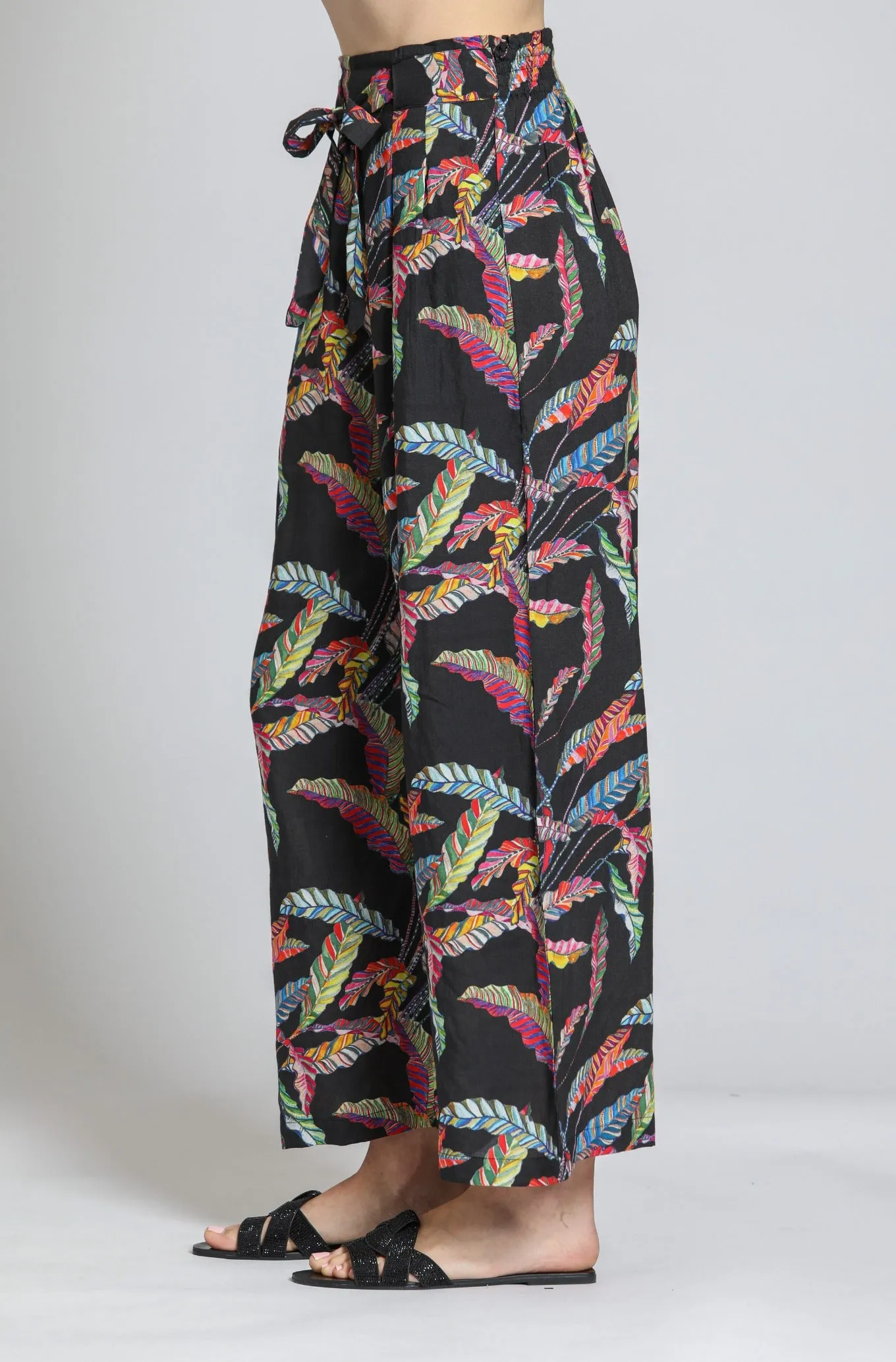 APNY Crop Wide Leg Pant  Black Multi