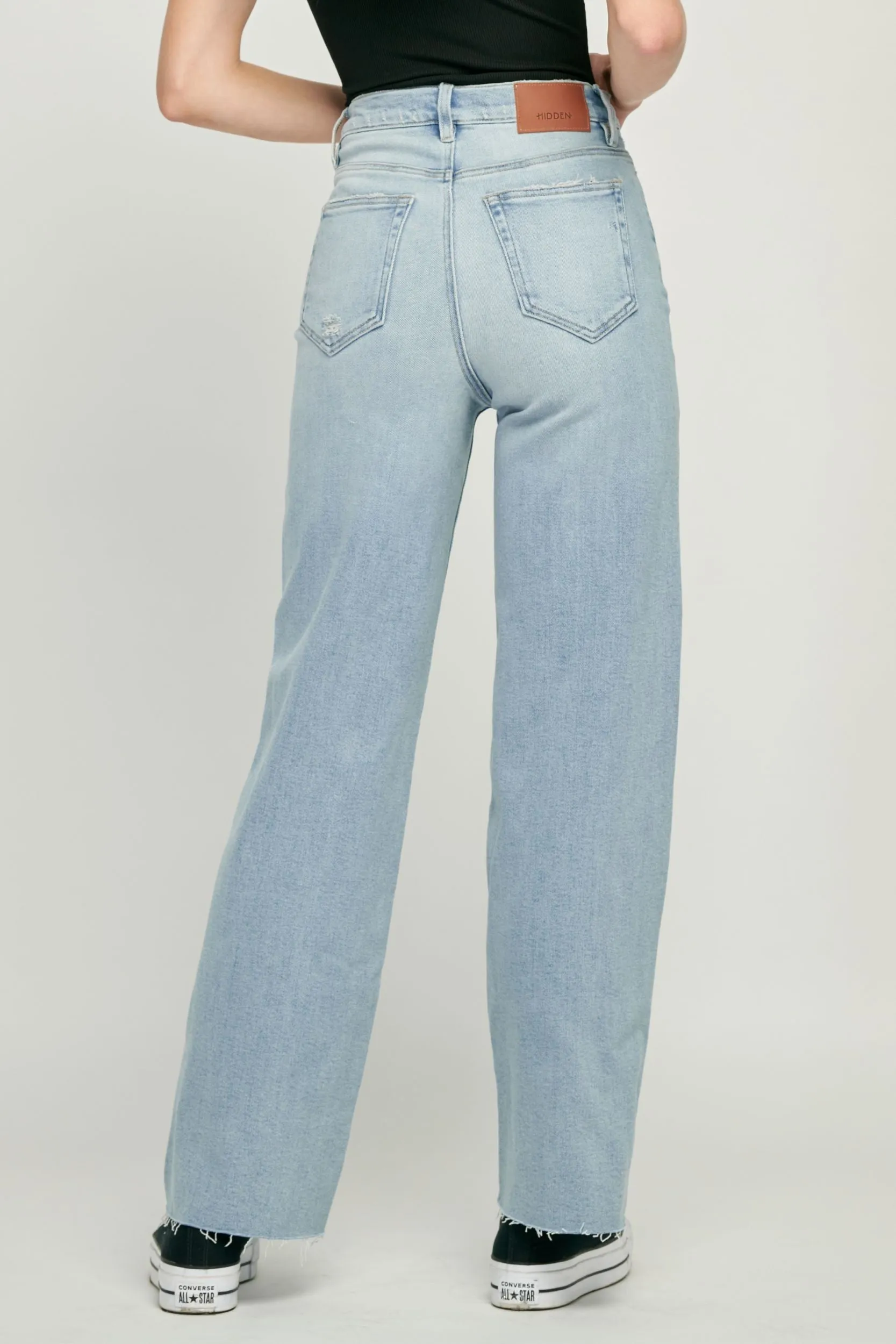 Hidden Logan High Rise Dad Jean 31 Inseam In Light Blue