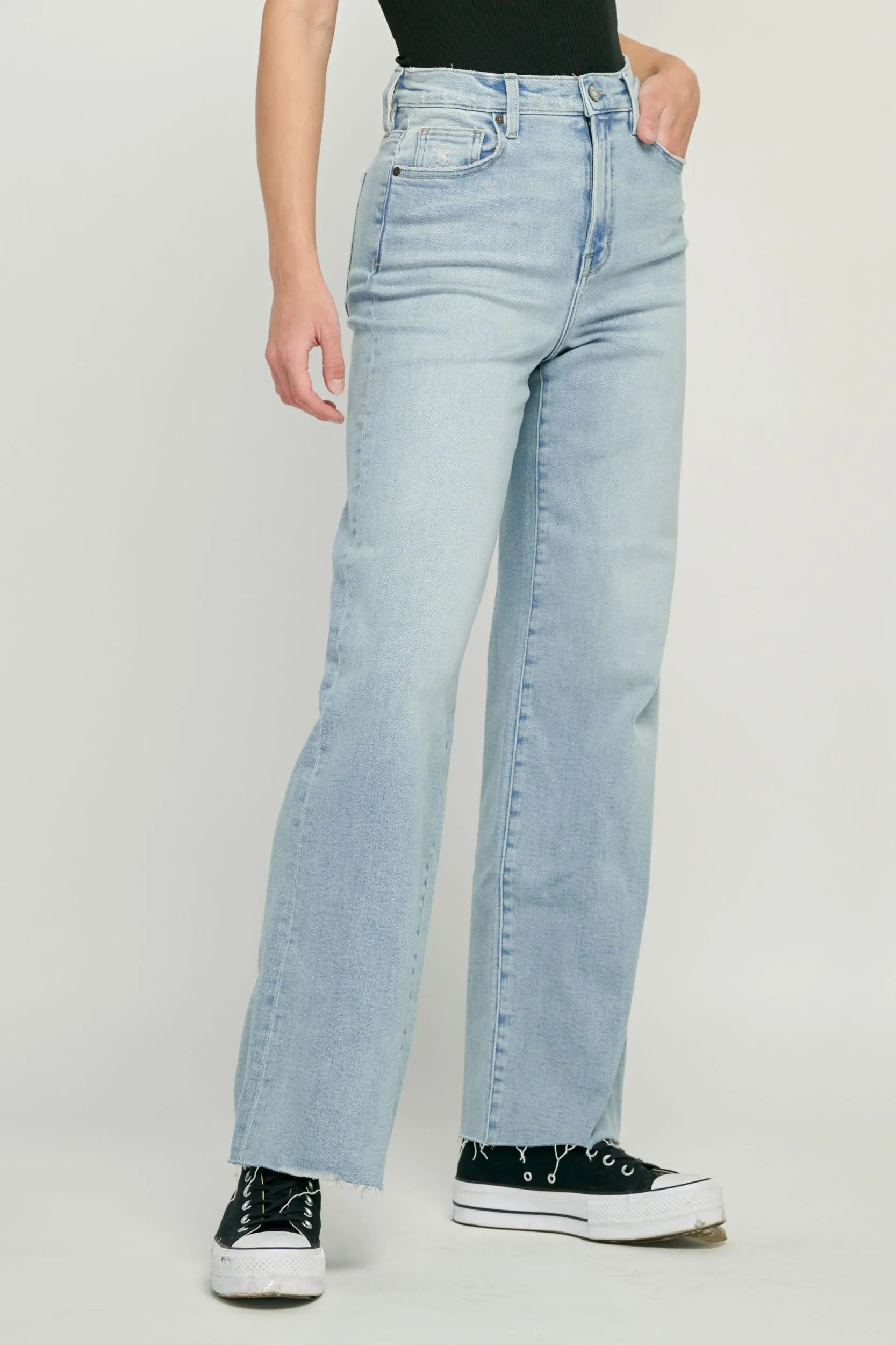 Hidden Logan High Rise Dad Jean 31 Inseam In Light Blue