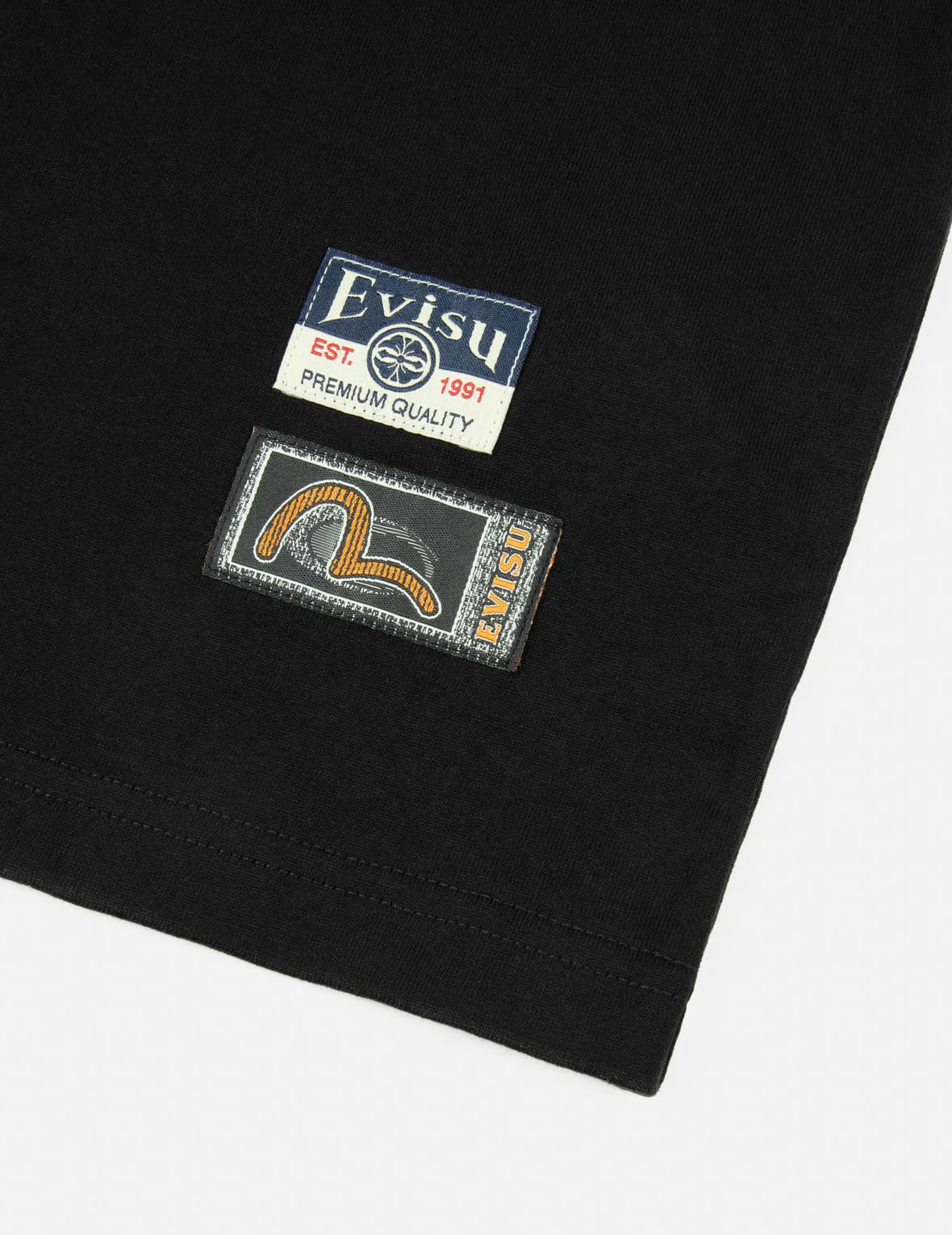 Kamon Embroidery and Logo Print Fashion Fit Long-Sleeve T-shirt