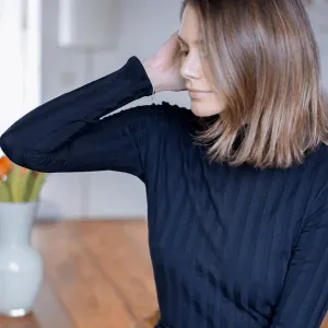 Tres Chic Turtleneck Black